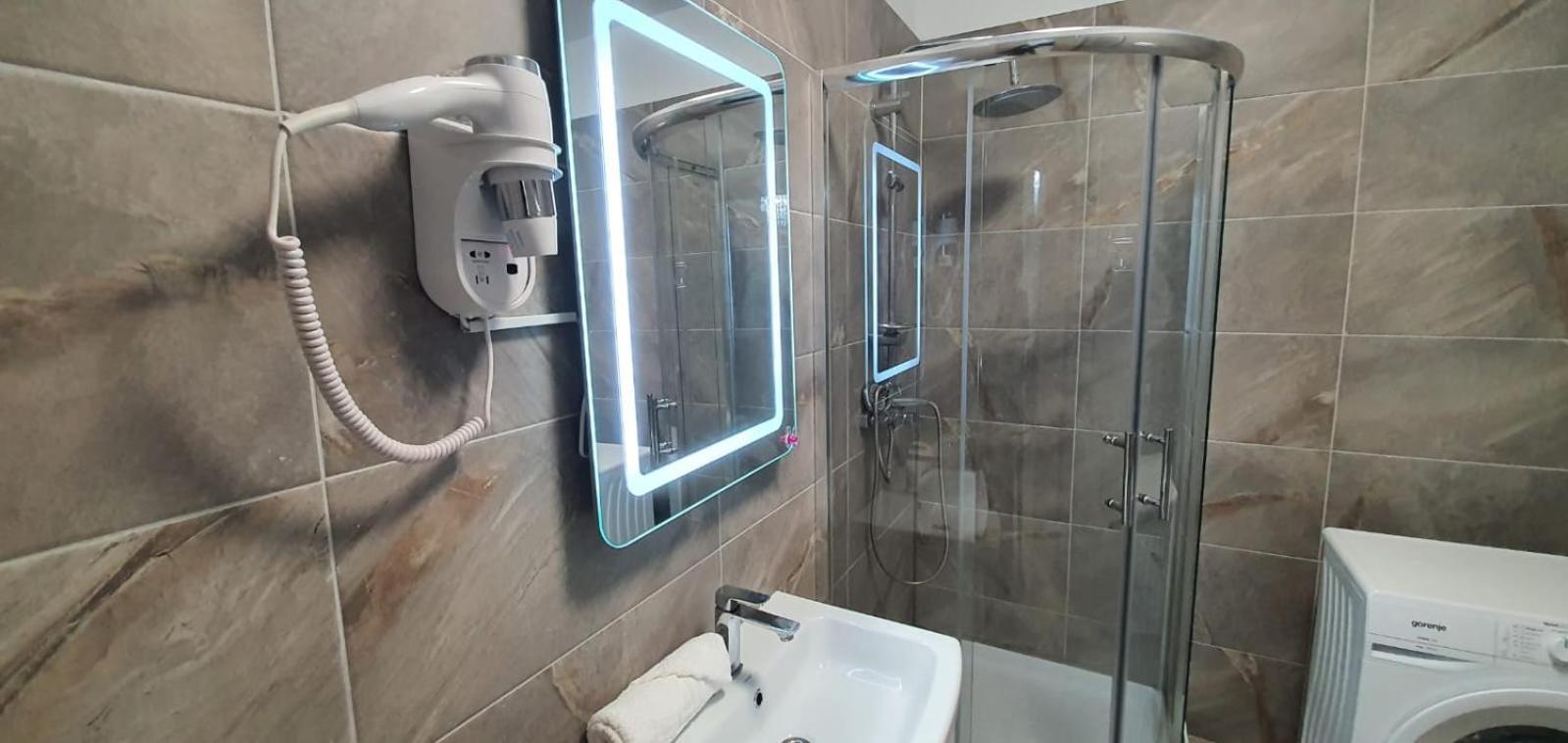 Alezzi Luxury Apartment Spa Resort Piscina Incalzita Sauna Parking Năvodari Exterior foto