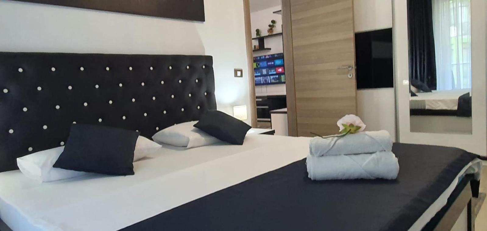 Alezzi Luxury Apartment Spa Resort Piscina Incalzita Sauna Parking Năvodari Exterior foto